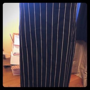 NWOT Tahari black and white stripped skirt